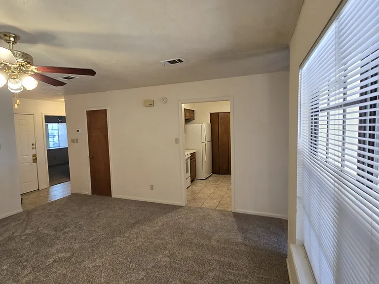 2904 Forest Bnd #1 — Photo 33