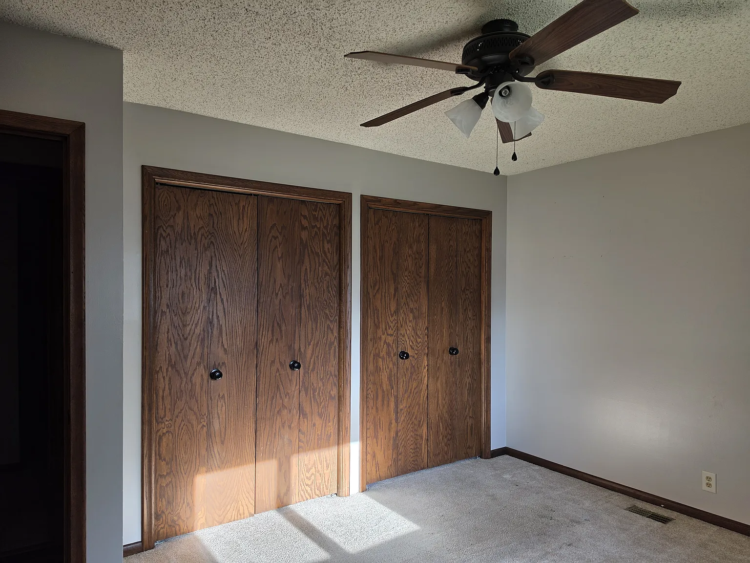 4 bed, 1200 sqft, $1,875 — Photo 3