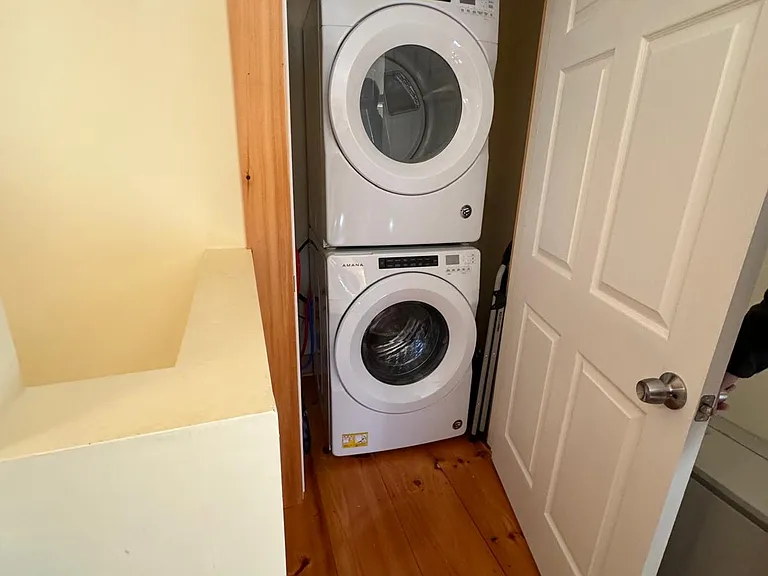 107 Middle St #2 — Photo 11