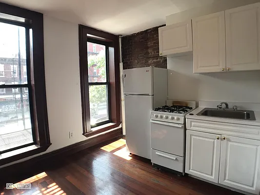 Rented by Citi Habitats | media 28