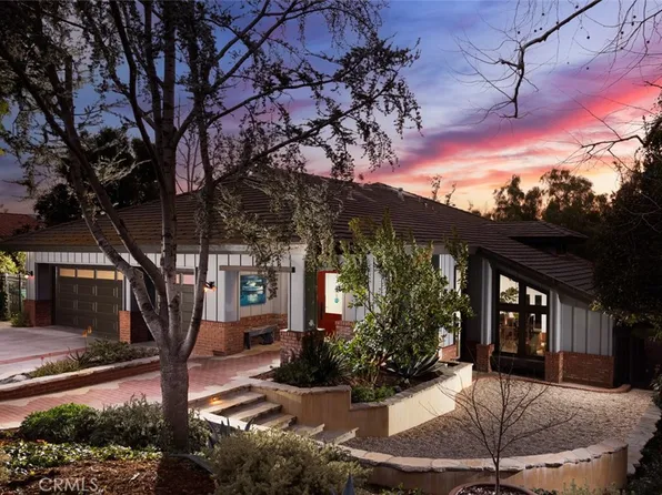 1872 Derby Dr, Santa Ana, CA 92705