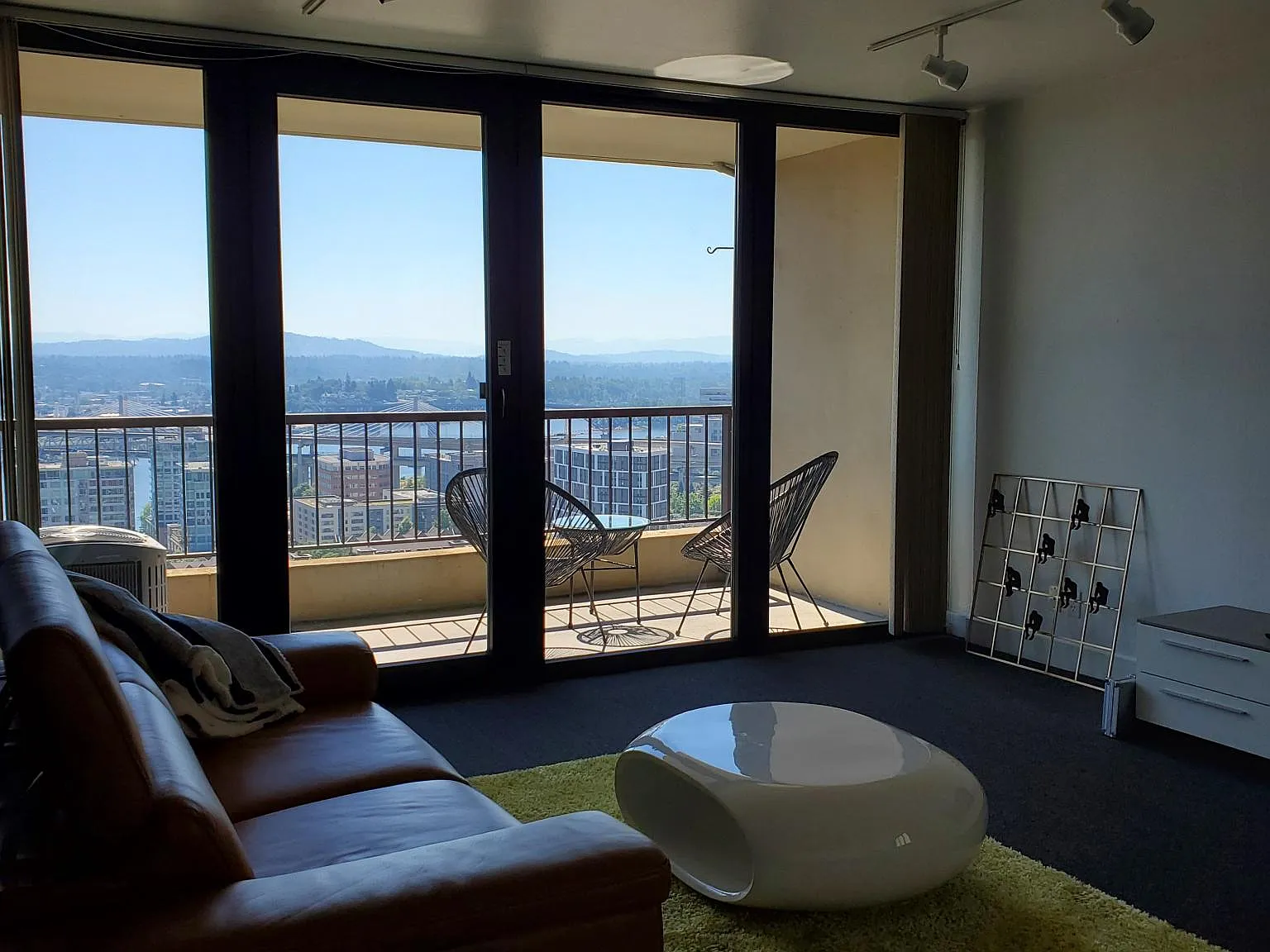 2 bed, 980 sqft, $2,495 — Photo 4