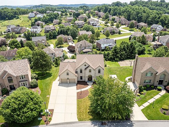 5th image of 113 Barnwood Dr