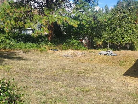 2nd image of 161 W Evans Creek Rd