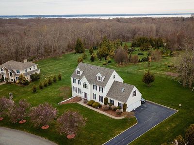 3 Freeborn Rd, Bristol, RI, 02809