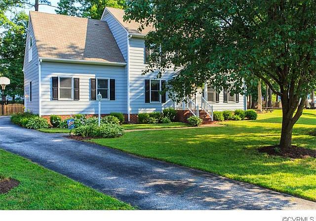 1st image of 8404 Dove Hollow Ct