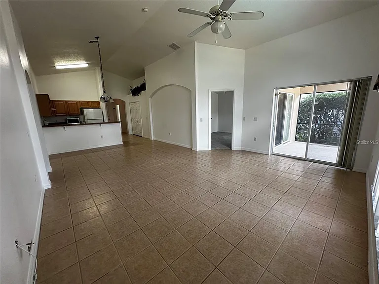 4795 Cumbrian Lakes Dr — Photo 13