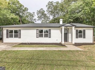 715 N Davis Dr, Warner Robins, GA 31093