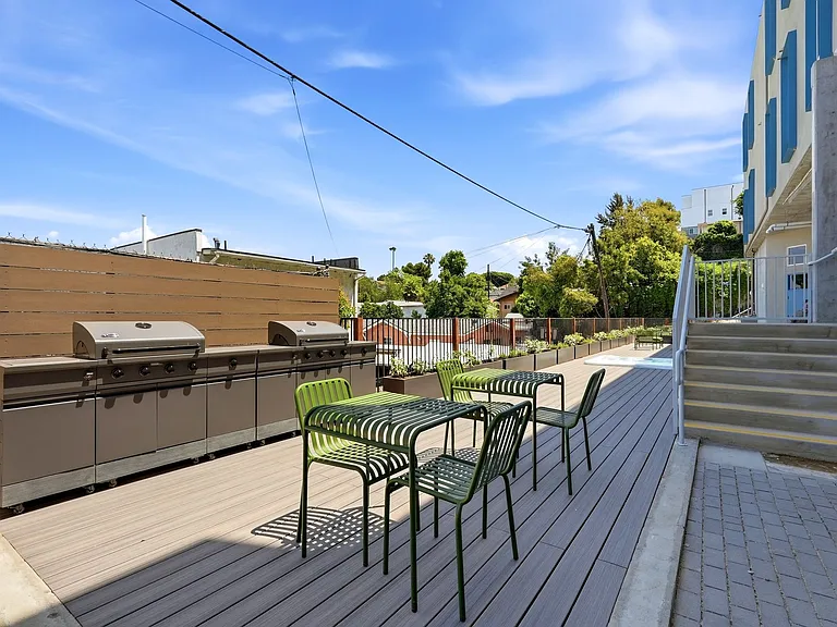 Step Designer Studio Community Living — Photo 8