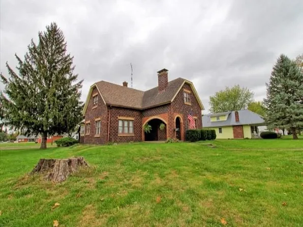 2828 N Grand Ave, Connersville, IN 47331