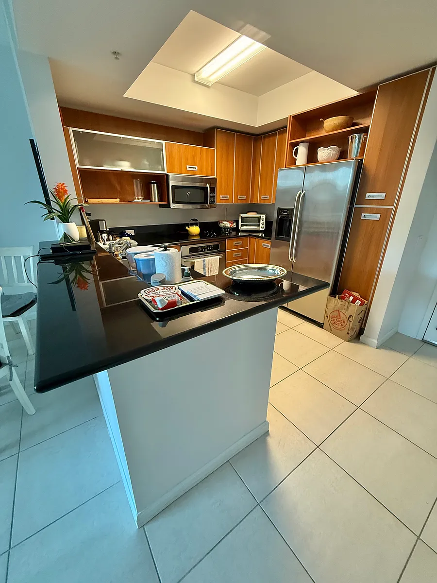 Building Photo - 410 Evernia St #507