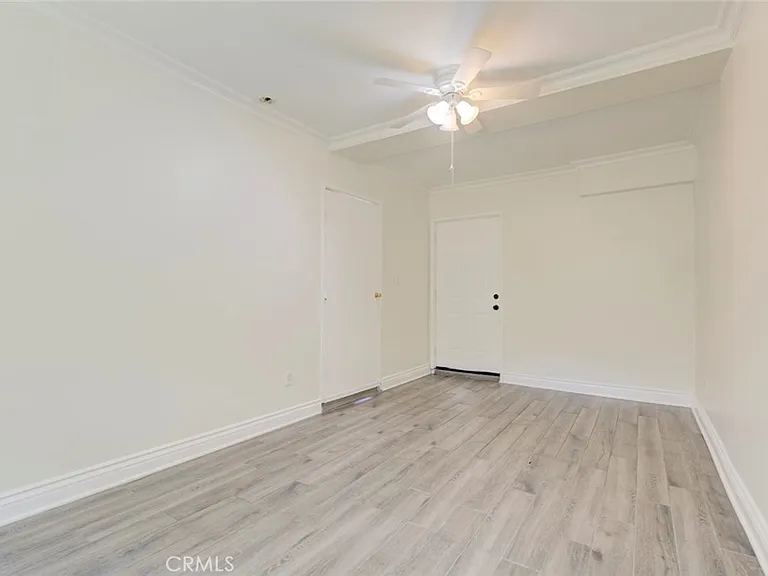 4927 Lexington Ave — Photo 13