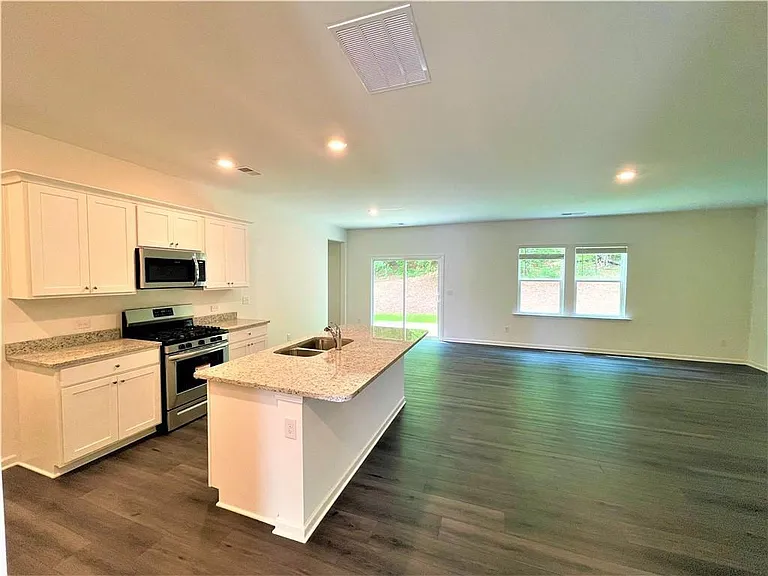 270 Rivulet Dr — Photo 5