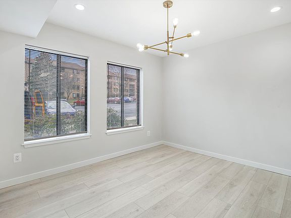 5th image of 5815 Edson Ln Unit 1