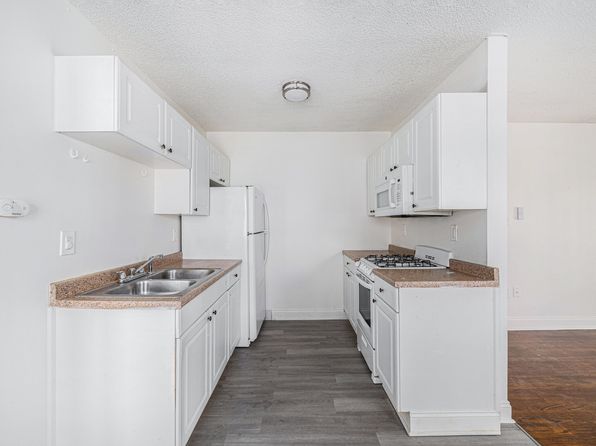 2729-2731 Campbell St #204