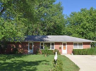213 Joseph Dr, Fairview Heights, IL 62208