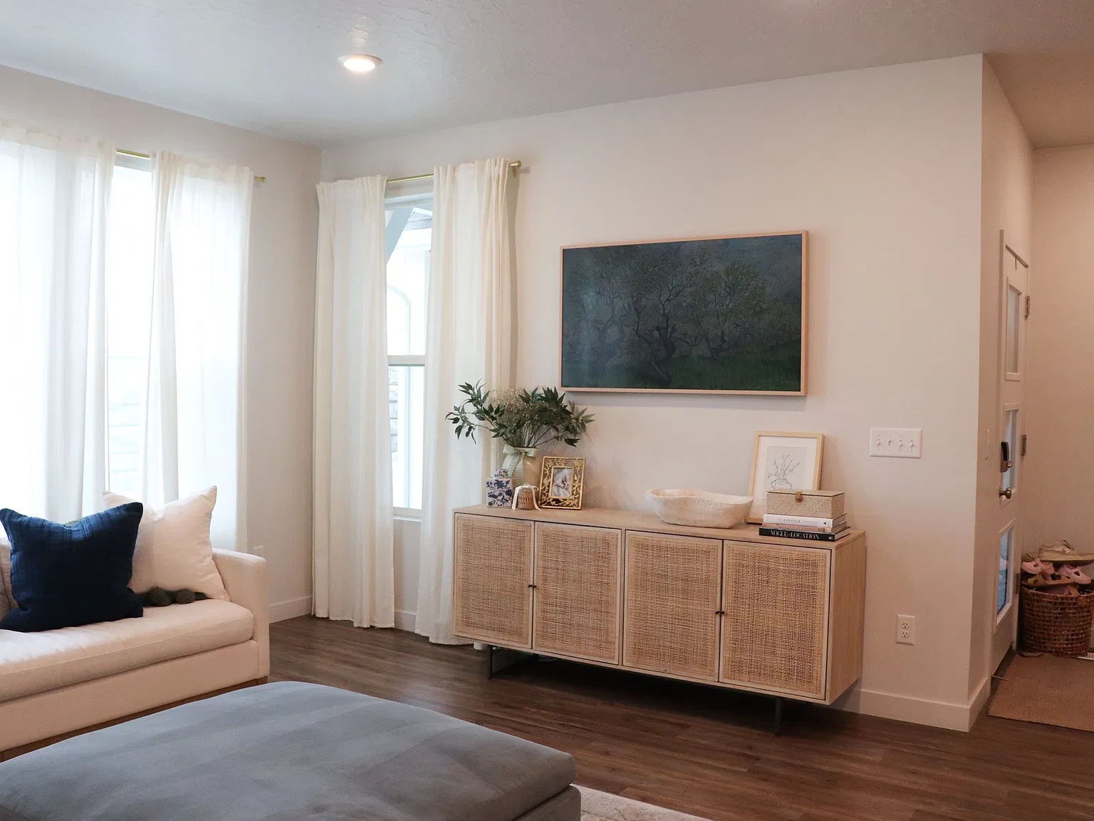 4 bed, 2.5 bath, 2649 sqft, $2,900 — Photo 4