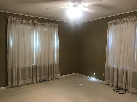 2nd image of 605 31st St