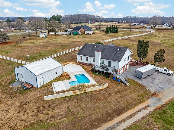 4th image of 531 Oliver Smith Rd