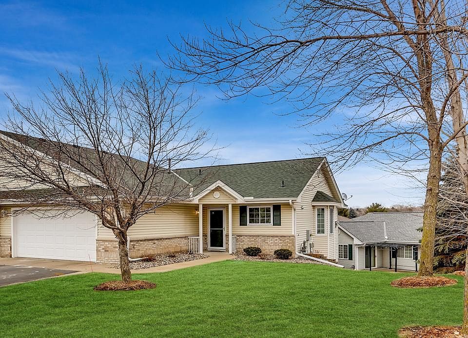 1st image of 852 Woodland Ct
