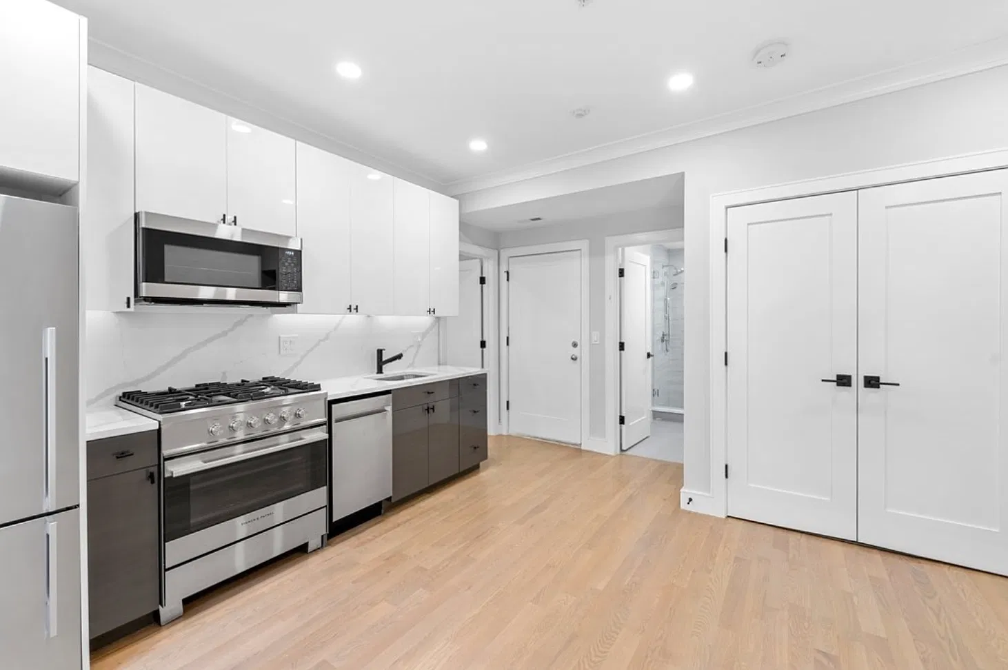 1 bed, 580 sqft, $3,500 — Photo 1