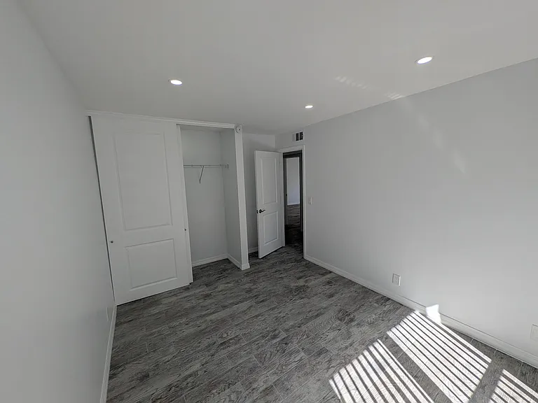 1733 N Congress Ave — Photo 31