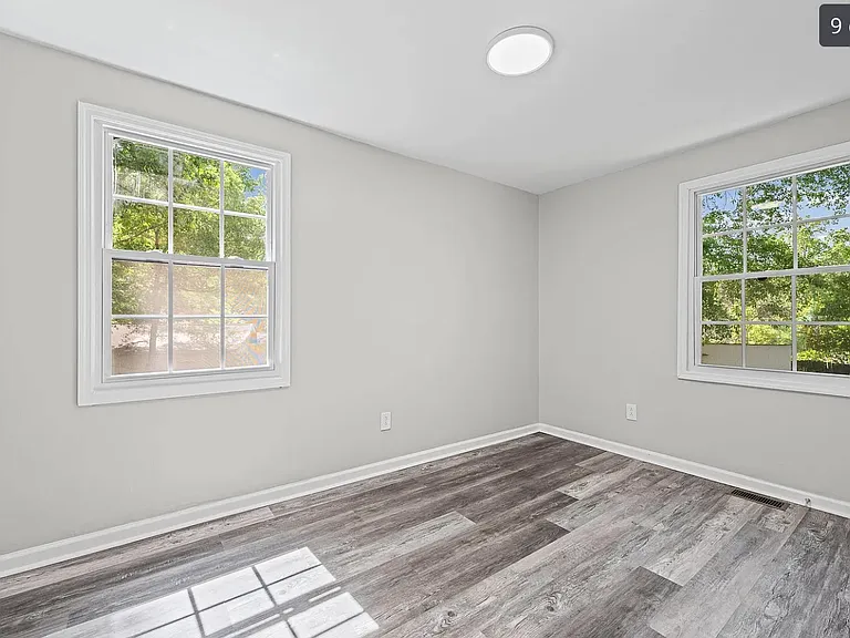 7 Terrell Ave — Photo 10