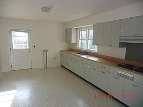 4th image of 318 Plum St