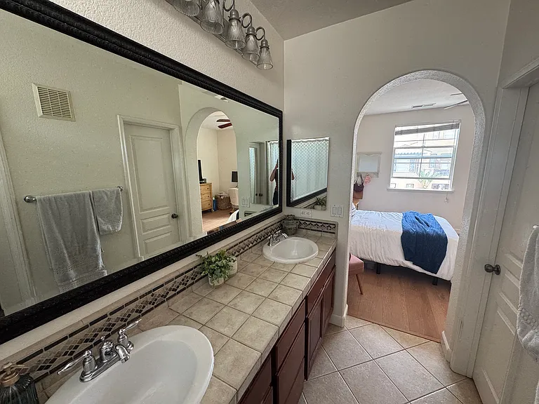 Primary Bath - 2nd Level