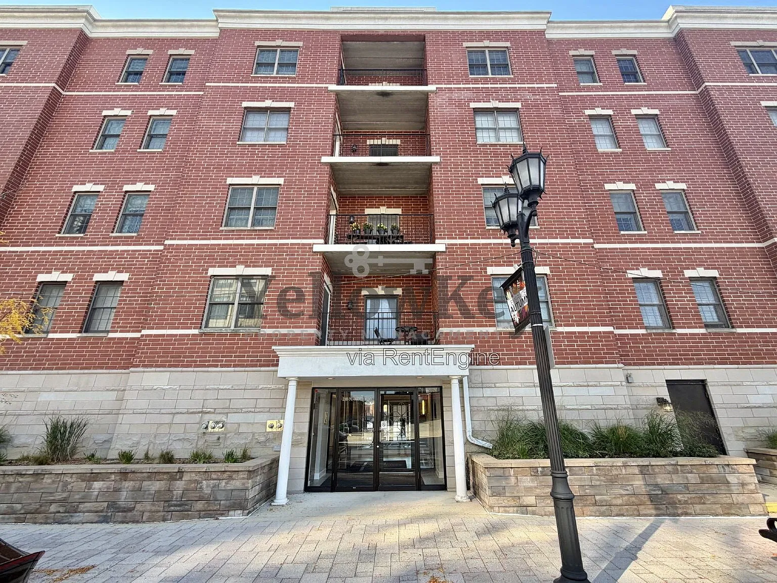 2 bed, 2.0 bath, 1490 sqft, $3,200 — Photo 1