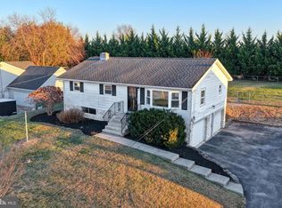 946 Church Rd, York, PA 17404