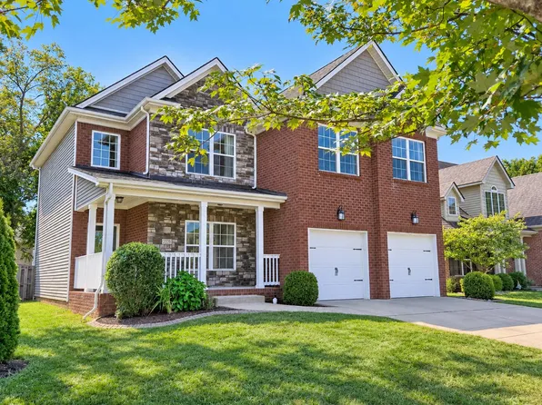 2378 Patchen Wilkes Dr, Lexington, KY 40509