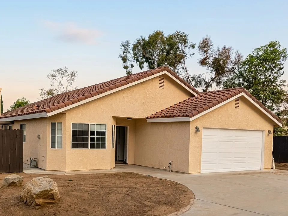 583 Hildale Cir