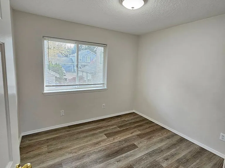14553 SE Lone Pine Dr — Photo 4