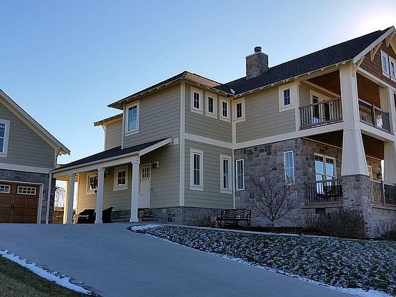 4th image of 602 Kelly Ln