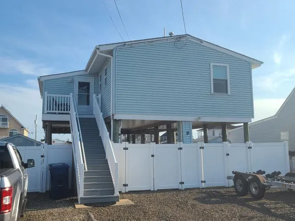 9 W Boat Dr, Little Egg Harbor, NJ 08087