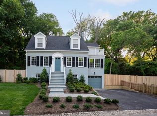 7712 Northdown Rd, Alexandria, VA 22308