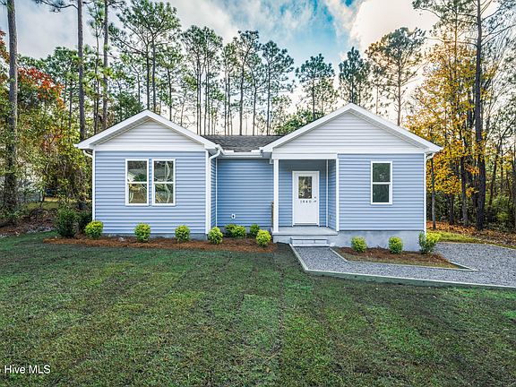 3rd image of 1840 Raeford Road