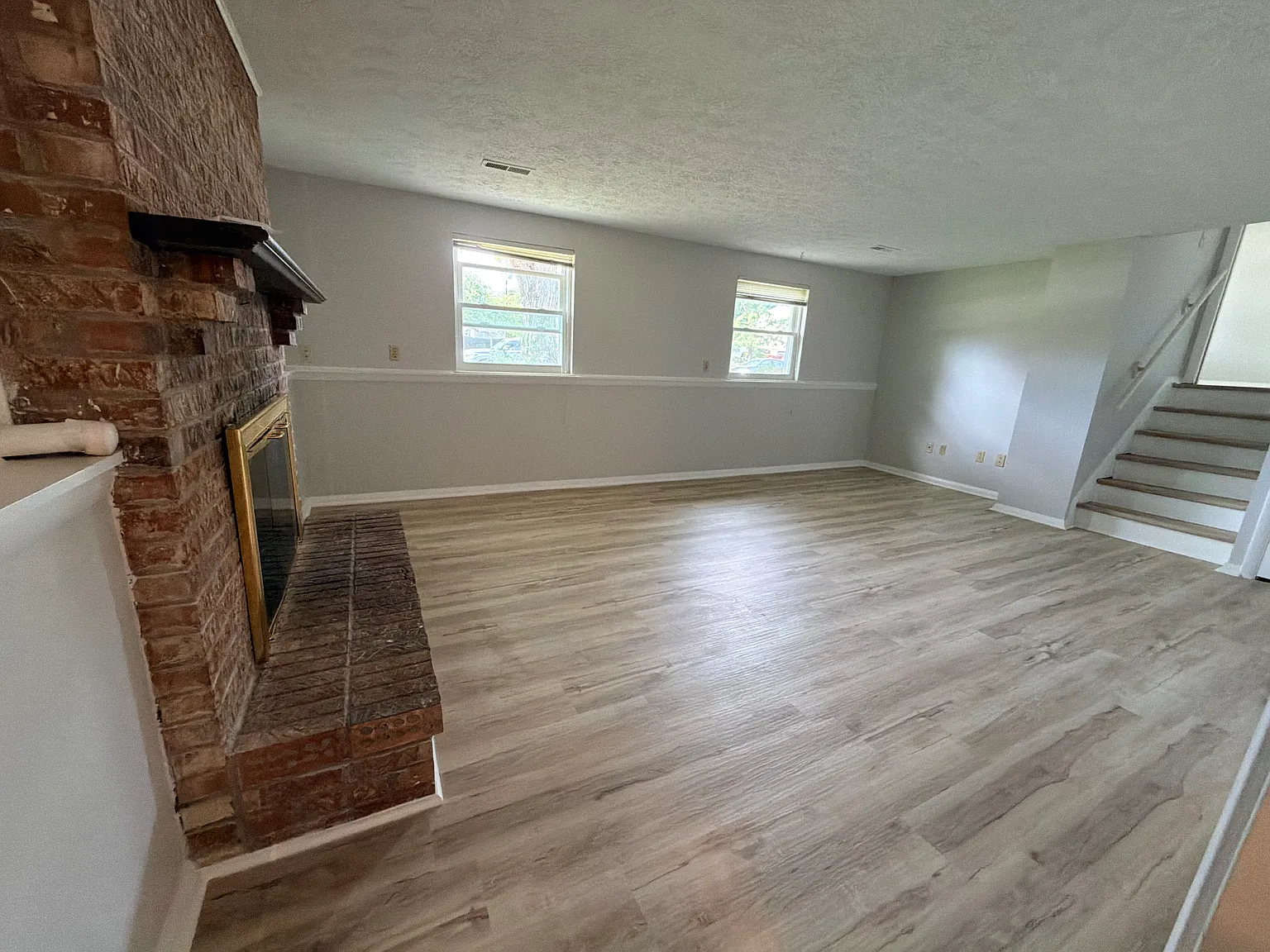 3 bed, 1520 sqft, $2,375 — Photo 3