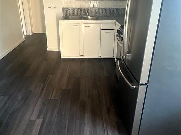 4th image of 1611 Indian Trl