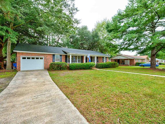 5th image of 21 Garden Springs Rd