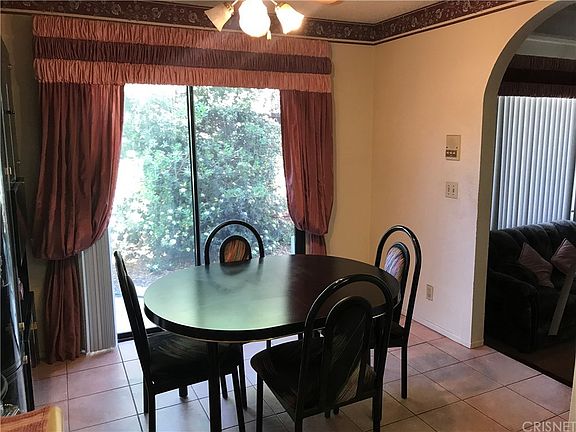 4th image of 21037 Gault St Unit 3