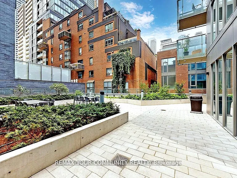 50 Wellesley St E #502 — Photo 15