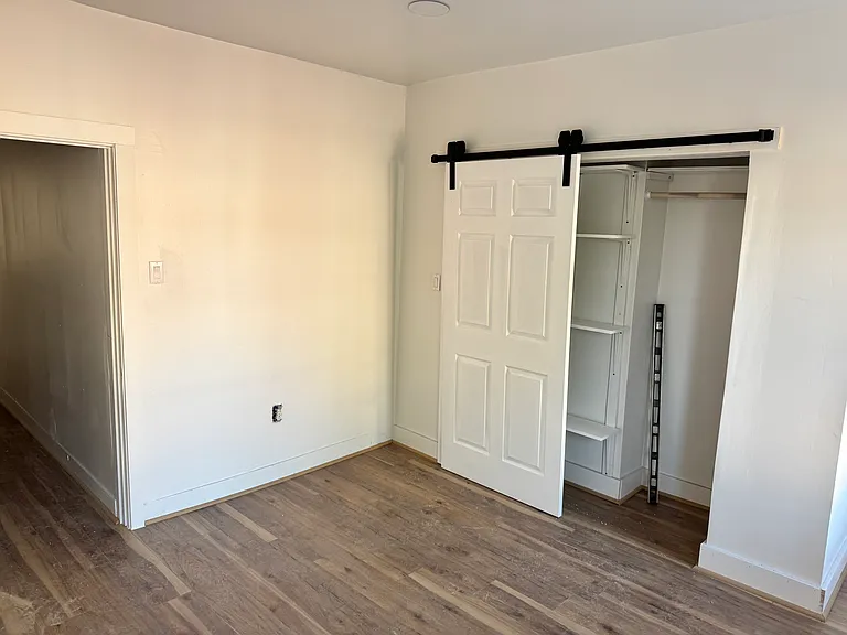 2412 N Corlies St — Photo 10