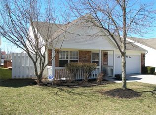 10843 Washington Bay Dr, Fishers, IN 46037
