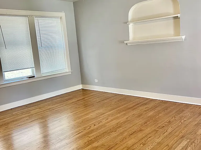 5031 N Harding Ave #1E — Photo 6
