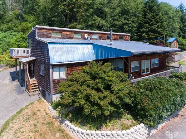 107 La Paz Lane, Onalaska, WA 98570