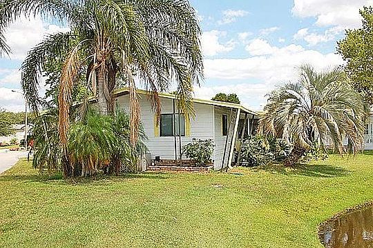 3rd image of 2046 Braeburn Ct