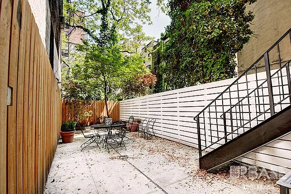 Rented by Urbane Brokerage | media 1