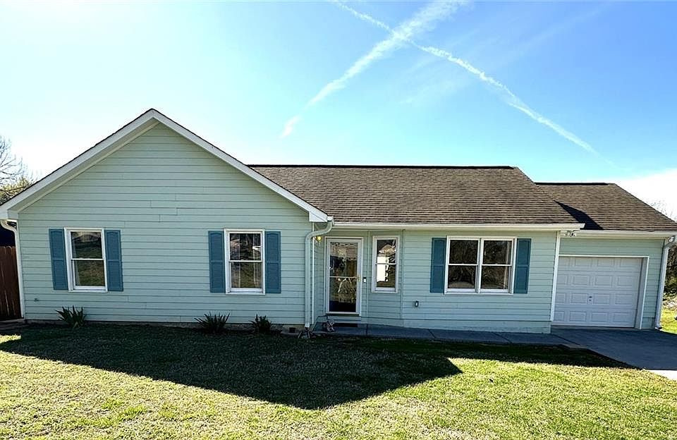 1st image of 57 Jennifer Ln NE